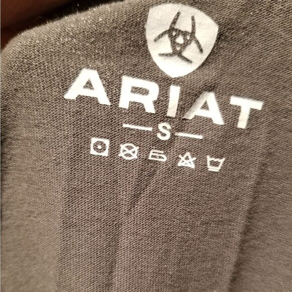 ARIAT GRAPHIC T SHIRT WOMENS SIZE SMALL b5 - Picture 3 of 4